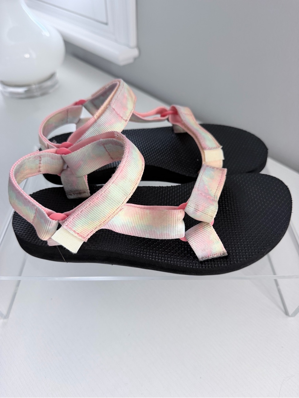 Teva Women's Pastel Tie-Dye Strap Sandals Size 6